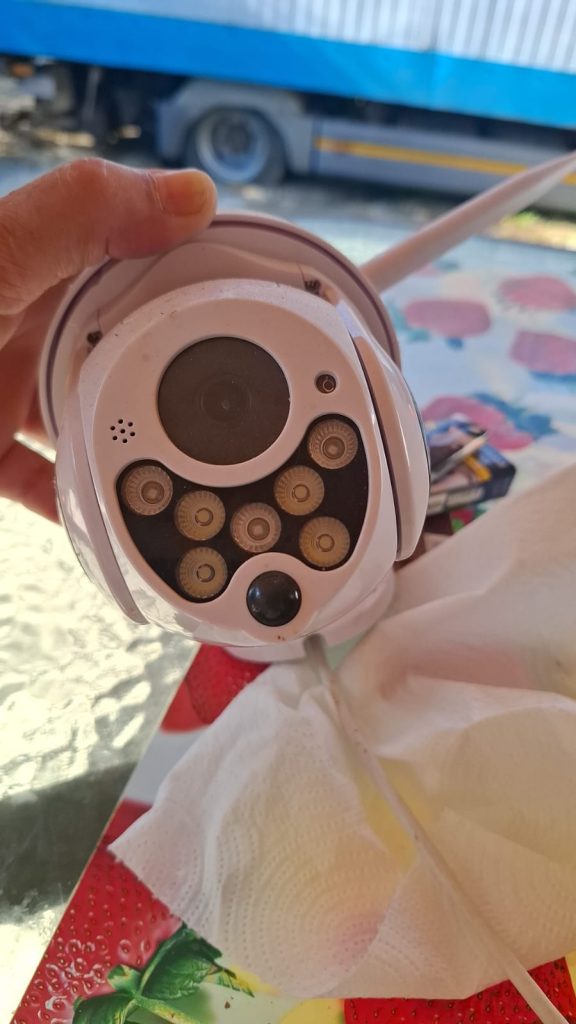 Camera video wireless cu infrarosu pentru supraveghere exterior